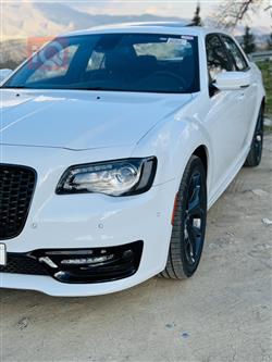کرایسلەر 300